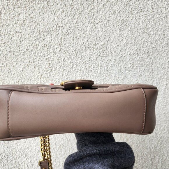 Gucci Small Marmont Flap - Picture 10 of 11